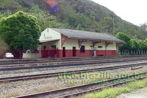 estação ferroviária Piraqueaçu em João Neiva, ES